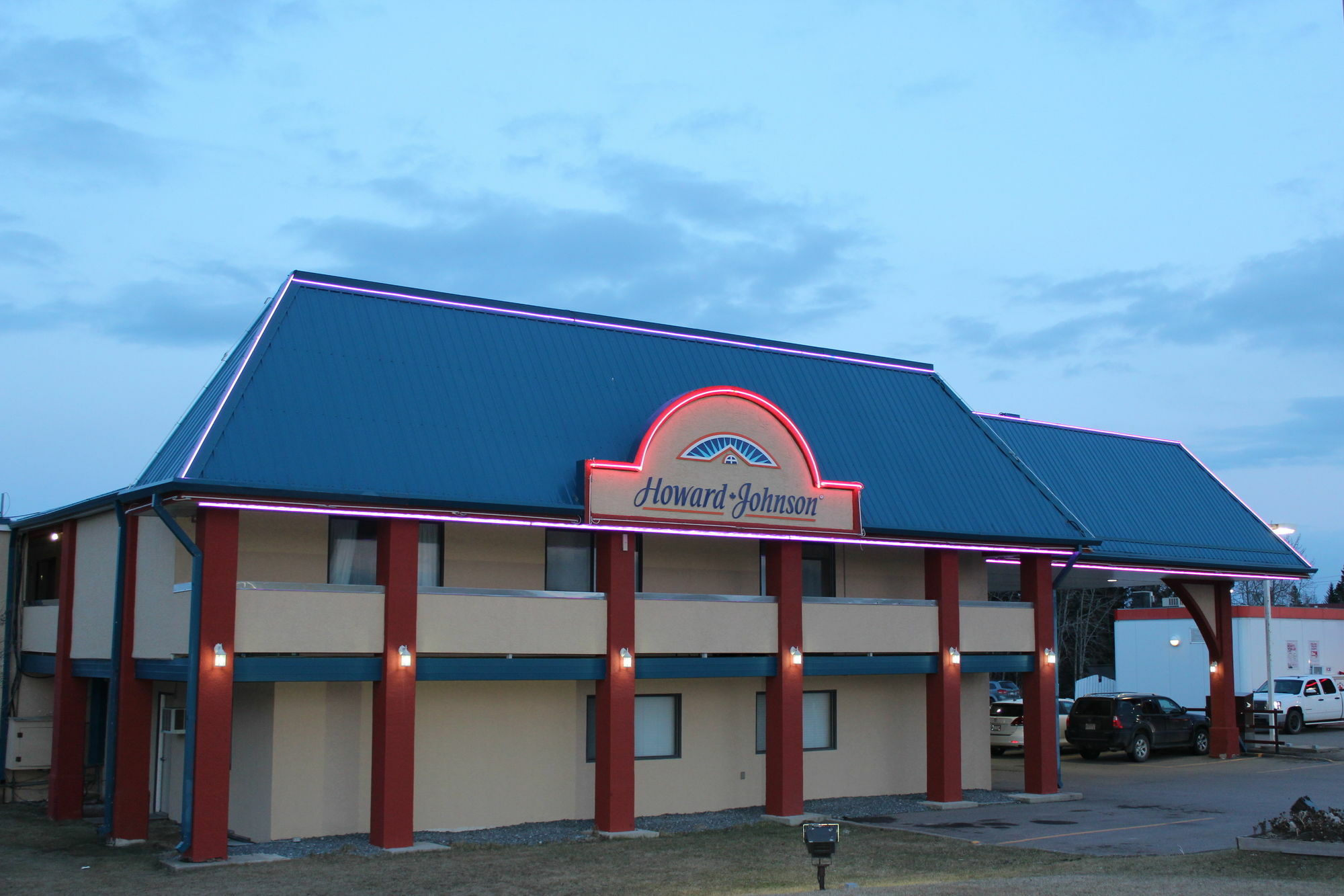 Howard Johnson By Wyndham Red Deer Exterior foto