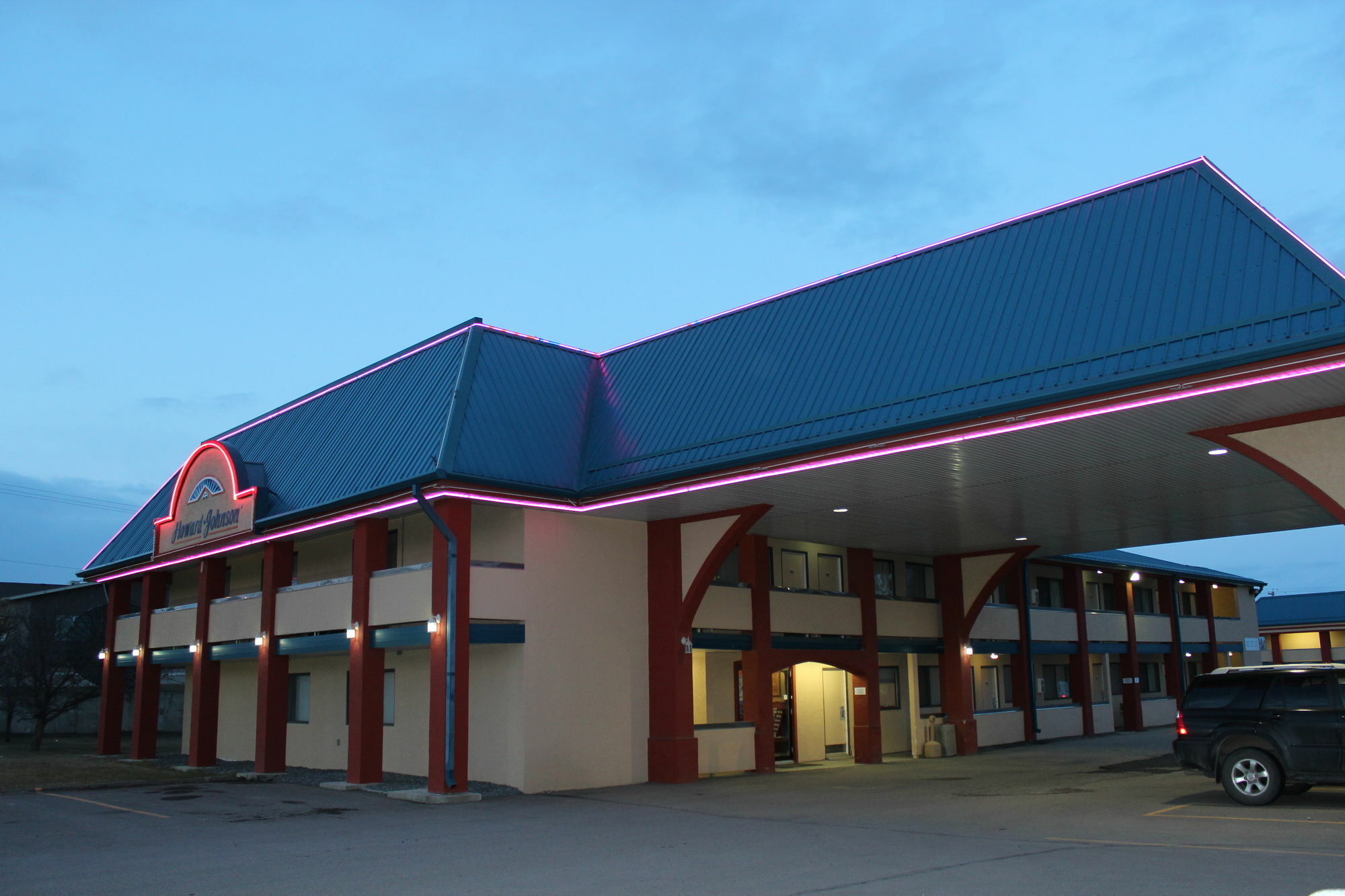 Howard Johnson By Wyndham Red Deer Exterior foto